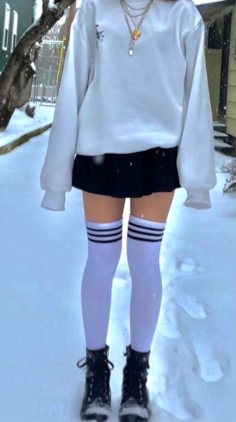 black skirt/thighs high/boots White Thigh Highs Outfit, Skirts And Thigh Highs, Thigh High Socks With Skirt, Thigh Highs And Skirt Outfit, Thigh High Outfits Aesthetic, Outfits With Thigh Highs, Thigh High Sock Outfit, Cute Thigh High Socks Outfit, Skirt Hoodie Outfit