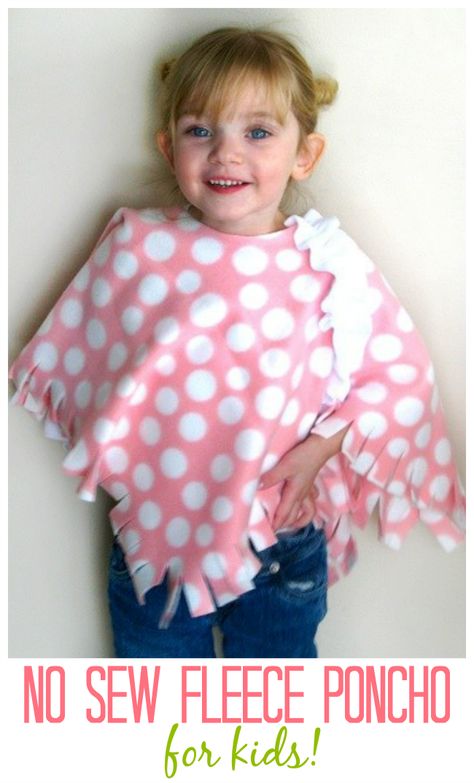 little girl wearing pink polka dot fleece poncho Sew Gifts, Sew Blankets, Fleece Sewing Projects, Toddler Poncho, Fleece Crafts, Fleece Projects, Fleece Poncho, Trendy Sewing Projects, Kids Poncho