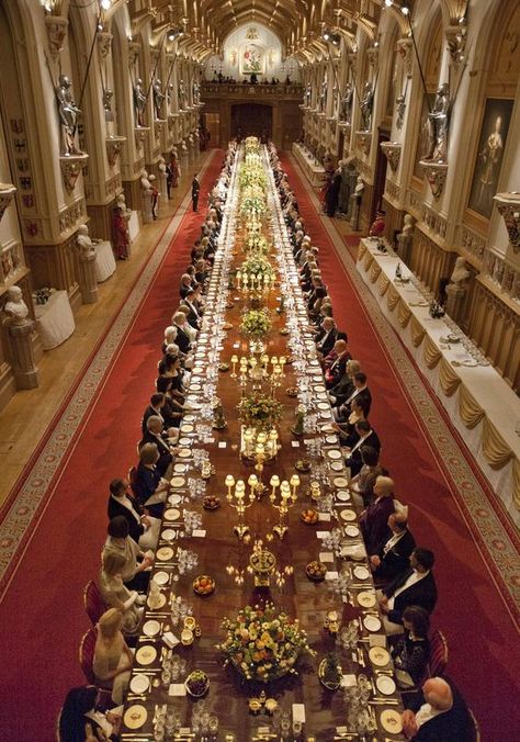 Pres State Banquet Windsor Castle Medieval Castles Interior, بيوت ملكية, Berkshire England, State Dinner, Palace Interior, Castles Interior, Familia Real, Royal Residence, Chateau France