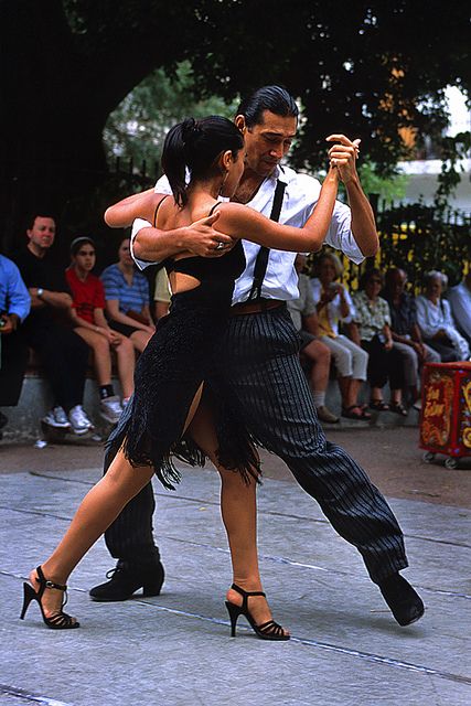 - Tango in Buenos Aires Belly Dancing Classes, Tango Dancers, Dancing Couple, Tango Dance, Swing Dancing, Milonga, Argentine Tango, Lyrics Art, Shall We Dance