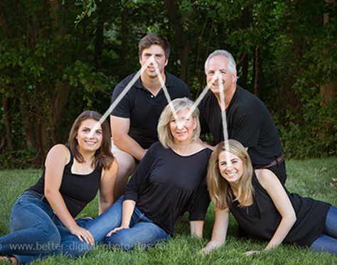 Use the Family Group Poses Photography, Family Of 5 Picture Ideas Adults, Generational Family Photo Poses, Family Photo Poses With 5 People, Family Shoot Poses Group Shots, How To Pose A Family Of Four, Family Picture Poses 8 People, Poses For Family Photos Group Shots, Family Portrait 5 People