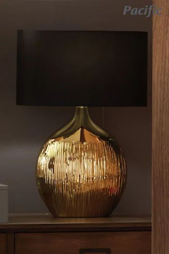Side Table Lamps Living Room, Gold Lamps, Oversized Wall Decor, Stylish Living Room Furniture, Magical Room, Luxury Table Lamps, Elegant Table Lamp, Bed Lamp, Beautiful Table Lamp