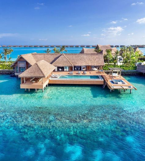 Best Honeymoon Resorts, Underwater Restaurant, Maldives Hotel, Maldives Beach, Visit Maldives, Honeymoon Style, Water Villa, Honeymoon Resorts, Hilton Hotels