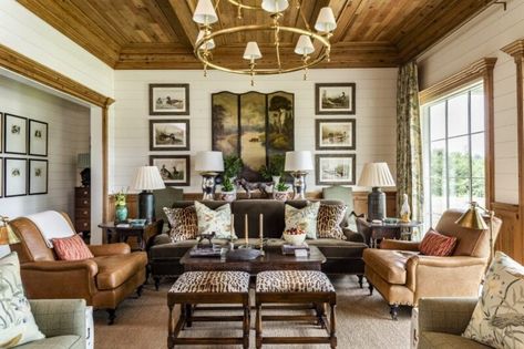 Arriving Home with James Farmer - The Glam Pad James Farmer Interiors, James Farmer, Southern Interior, Estilo Country, Elle Decor, Beautiful Interiors, Interior Design Trends, ��인테리어 디자인, Living Room Interior