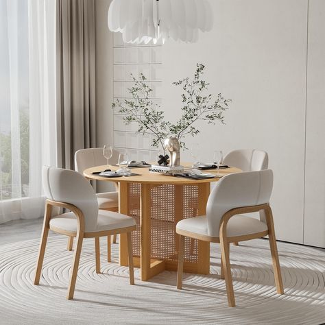 Walmart Round Dining Table, Essen, Round Dining Table In Small Kitchen, Round Maple Dining Table, Small Wood Dining Table, Round Dining Table Small Space, Dining Table In Kitchen Small, Breakfast Nook With Round Table, Dining Rooms With Round Tables