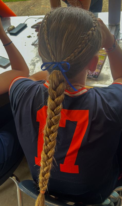 Volleyball Hair, Track Meet Hairstyles, Meet Hairstyles, Tennis Hairstyles, Football Hairstyles, Cute Volleyball Hairstyles, Sports Hairstyle, Soccer Hairstyles, Track Hairstyles