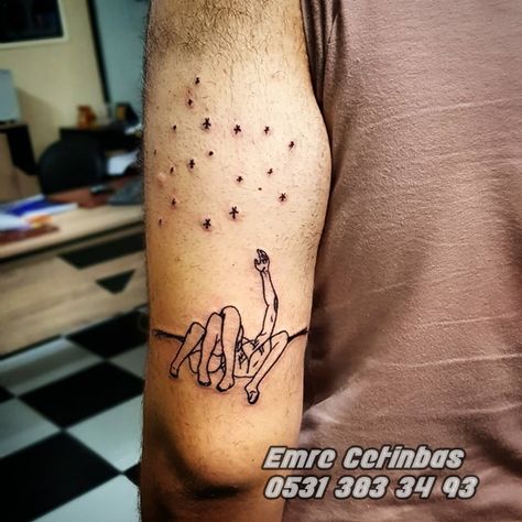 happy night stars couple love tattoo darling tattoo The Night We Met Tattoo Ideas, Written In The Stars Tattoo, The Night We Met Tattoo, Darling Tattoo, Night Sky Tattoos, Tattoos 2023, Sky Tattoos, Night Tattoo, Happy Night