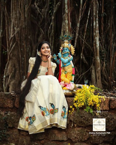 Vishu Special Photoshoot, Vishu Photoshoot Women, Vishu Special Kerala Dress, Traditional Dresses Photoshoot Poses, Vishu Photoshoot Ideas, Festival Photoshoot Ideas, Kerala Saree Photoshoot, Cultural Photoshoot, Vishu Photoshoot