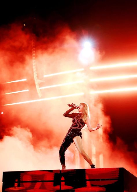 Taylor Swift in 4k on X Angeles, Los Angeles, Dancing In Heels, Inez And Vinoodh, Taylor Swi, Sofi Stadium, Miss Americana, Truth And Dare, 4k Photos
