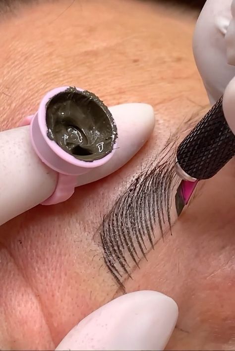 Microblading Eyebrows Training, Studio Rosa, Eyebrows Sketch, Pmu Brows, Pmu Artist, Makeup Logo Design, Lashes Tutorial, Eyebrow Design, Instagram Feed Planner