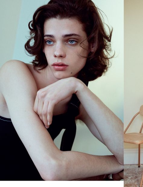 Pooja Mor, Ava McAvoy, Connor Newall & Erin Mommsen in Numero China April 2016 by Txema Yeste Matthew Clavane, Connor Newall, Marc Schulze, Pooja Mor, Androgynous Aesthetic, Erin Mommsen, Androgynous Men, Txema Yeste, Androgynous People