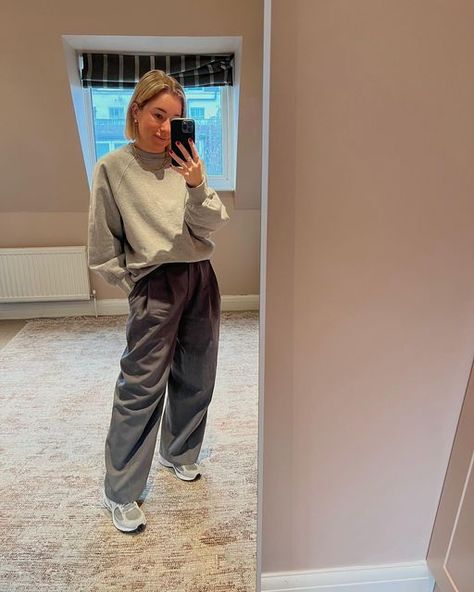 Daily outfits by @sarahemharding on Instagram: "Tonal dressing is always a go to for me on those ‘I don’t know what to wear’ days. • trousers - @cosstores • jumper - @andotherstories • trainers - @newbalance via @officeshoes #mydailyfit *includes previously gifted items" Trousers Trainers Outfit, Tonal Dressing, Trainers Outfit, I Don T Know, Daily Outfits, Don T Know, Dream Closet, What To Wear, Jumper