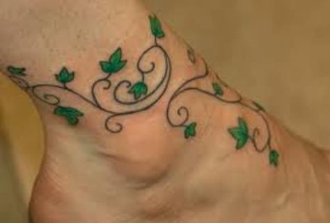 Poison Ivy Tattoo, Tattoo Down Spine, Flower Vine Tattoos, Ivy Tattoo, Cute Ankle Tattoos, Ivy Flower, Anklet Tattoos, Foot Tattoos For Women, Tattoos For Women Flowers