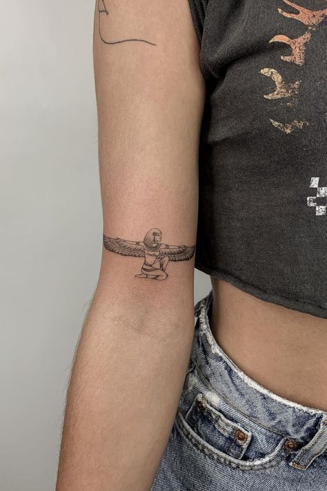 Small Cleopatra Tattoo, Color Tattoos For Women Small, Cleopatra Tattoo Small, Medium Size Tattoos For Women Arm, Tattoos On Bigger Women, Small Egyptian Tattoo For Women, Arm Small Tattoos For Women, Big Wrist Tattoos For Women, Big Tattoos For Women Arm