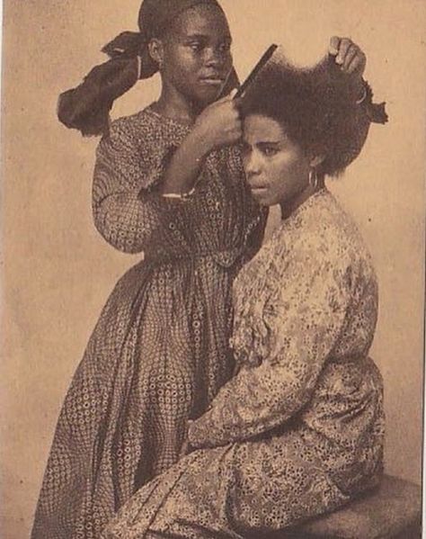 Black Girl' Hairy-tales African Hair History, Black Hair History, Vintage Caribbean, Hair History, Arte Hip Hop, African American Culture, Vintage Black Glamour, Black Photography, Photo Vintage