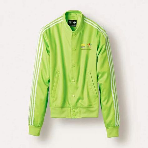 Green Jacket Pharrel Williams, Williams Tennis, Men's Adidas (men), Mens Facial Hair Styles, Types Of Jackets, Versace Men, Pharrell Williams, Track Jacket, Green Jacket