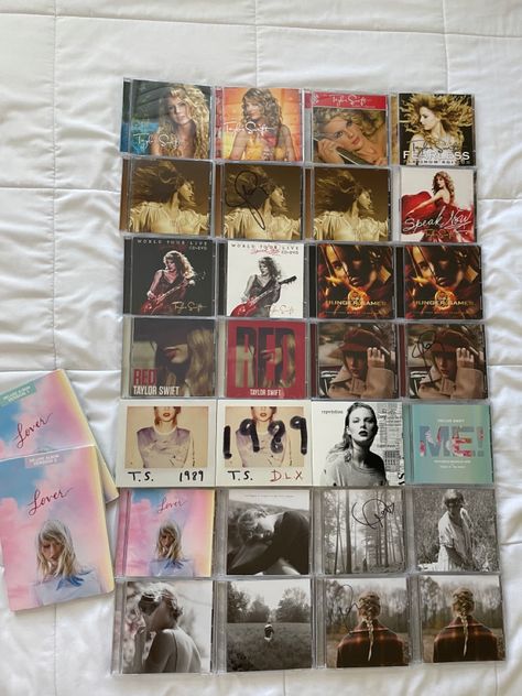 my not finished ts cd collection ☹️💌 taylor swift Taylor Albums Aesthetic, Taylor Swift All Albums Aesthetic, Taylor Swift Album Unboxing, Taylor Swift Aesthetic All Albums, Taylor Swift Vynil Collection, Taylor Swift Collection Shelf, Taylor Swift Cds Collection, Taylor Swift Birthday Aesthetic, Taylor Swift Board Cover