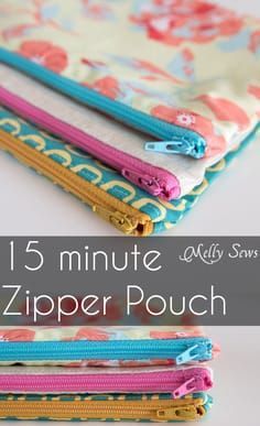 Written plus video tutorial shows you how to sew a zipper pouch - great practice for zippers and fun and quick gifts to make Sew A Zipper Pouch, Syprosjekter For Nybegynnere, Tips Menjahit, Sew A Zipper, Melly Sews, Tas Mini, Diy Sewing Gifts, Sew Zipper, Zipper Pouch Tutorial