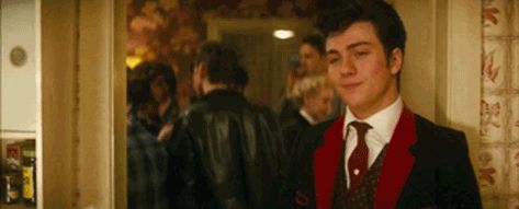 Peter Pettigrew Gif, Aaron Taylor Johnson Gif, Peter Pettigrew, Aaron Johnson, Slytherin Harry Potter, Aaron Taylor, Harry Potter Draco Malfoy, Pietro Maximoff, Aaron Taylor Johnson