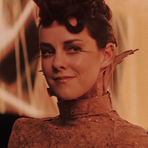 Johanna Mason Gif, Hunger Games Gif, Hunger Games Johanna, Gif Pfps, Hunger Games Characters, Johanna Mason, Jena Malone, Fav Movie, Finnick Odair