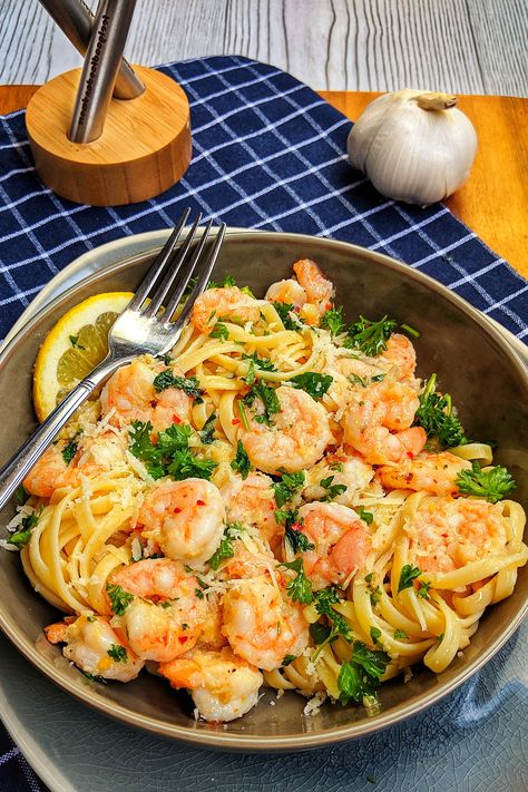 Spaghetti Shrimp, Pasta Scampi, Butter Shrimp Pasta, Pasta Shrimp, Shrimp Scampi Pasta, Shrimp Spaghetti, Scampi Pasta, Seafood Dinner Recipes, Ground Beef Recipes Healthy