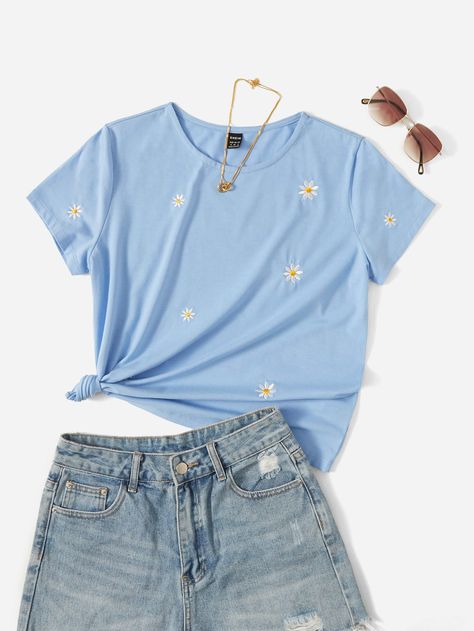 Blue Casual Collar Short Sleeve Fabric Floral  Embellished Slight Stretch Summer Women Tops, Blouses & Tee T Shirt For Women Casual, Paint Shirts, Bleu Azur, Embroidery On Clothes, Embroidered Shorts, Outfits Verano, Fabric Floral, Women T Shirts, Girls Fashion Clothes