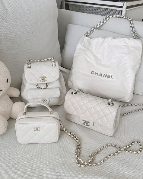 Chanel bag mini bag Chanel wallet White Chanel Bag, Mini Designer Bags, Purses Luxury, Stylish School Bags, My Style Bags, Chanel Resort, Luxury Bags Collection, Aesthetic Bags