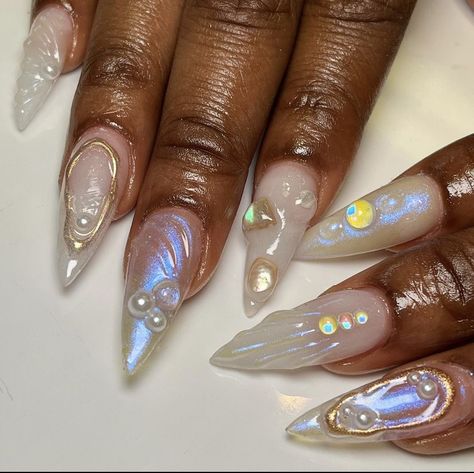 Fairy Chrome Nails, Chrome Wave Nails, Beach Mermaid Nails, Alien Inspired Nails, Ocean Pearl Nails, Beach 3d Nails, Silver Chrome Short Nails, Pearl White Chrome Nails Design, Pearl Beach Nails