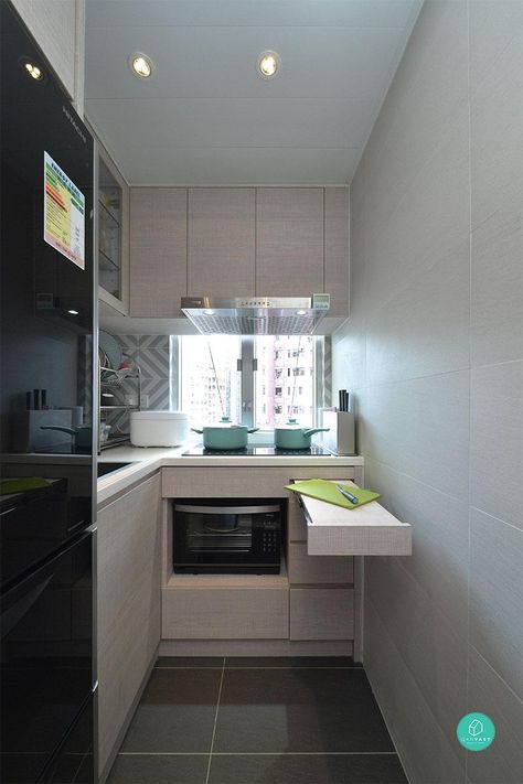 These Micro-Flats (Under 500 sqft) Are Small Space Goals | Qanvast Small Service Kitchen, L Shaped Mini Kitchen, Mini Kitchen Design Small Spaces, 2x2 Kitchen Ideas, Small Wet Kitchen Ideas, Hong Kong Interior Design Small Spaces, Small Closed Kitchen Remodel, Micro Kitchen Ideas Tiny Living, Mini Kitchen Ideas Small Spaces Modern