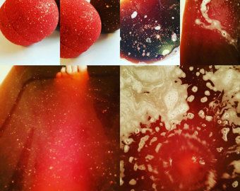 Bonito, Black Bath Bomb, Red Bath, Bath Bomb Ingredients, Evil Person, Vegan Bath Products, Prank Gifts, Diy Hanging Shelves, Bath Gel