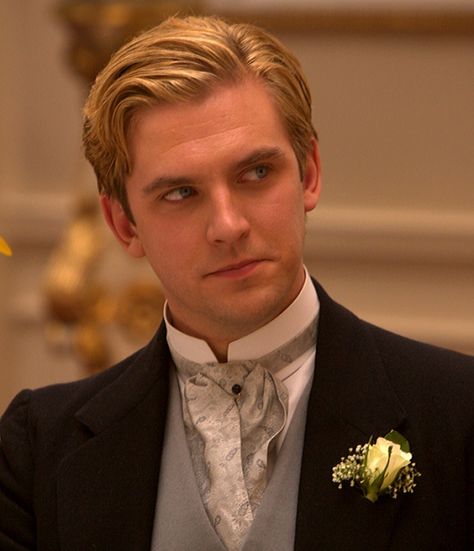 Downton Abbey Dan Stevens, Hattie Morahan, Matthew And Mary, Matthew Crawley, Downton Abbey Series, British Boy, Everything Has Changed, Downton Abbey Fashion, Highclere Castle