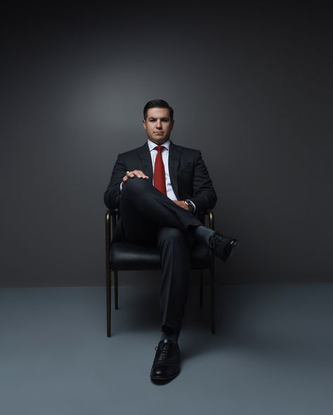 Office Photoshoot Ideas For Men, Professional Men Photography, Mens Professional Photoshoot, Business Man Photography Professional Headshots, Men’s Business Headshots, Corporate Men Photoshoot, Executive Photoshoot Men, Business Men Photoshoot, Power Poses For Men