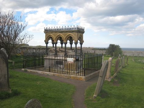 The Grace Darling memorial, Bamburgh, Northumberland Grace Darling, Berwick Upon Tweed, England History, Northumberland Coast, Lighthouse Keeper, Christmas Shoot, Northern England, North East England, Newcastle Upon Tyne