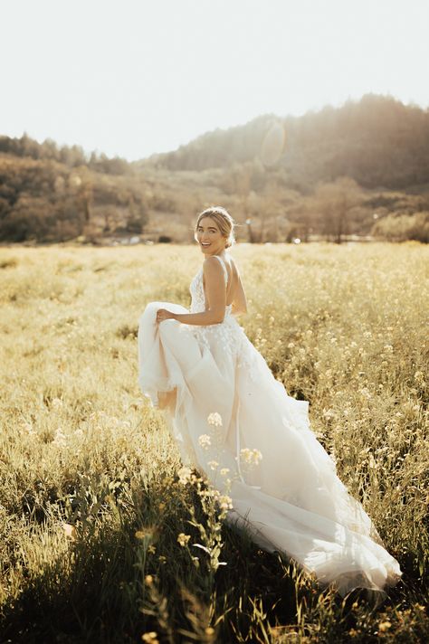 A whimsical dream | Photo: @christyljohnston Bride: @ashbegash  #BHLDNBride #BHLDN #WeddingGowns #Weddings Bridal Portraits Outdoor, Low Back Wedding Dress, Bridal Portrait Poses, Wedding Portrait Poses, Bridal Photography Poses, Bride Pictures, Bride Photoshoot, Photography Idea, Wedding Picture Poses