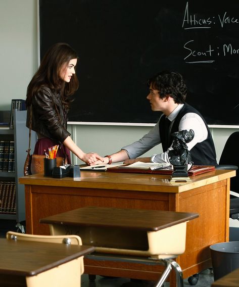 Teacher And Student Relationship Aesthetic, Teacher X Student Aesthetic, Teacher And Student Aesthetic, Teacher Student Love, Ezra And Aria, Teacher And Student Relationship, Ezra Fitz, Pets Movie, Teacher Aesthetic