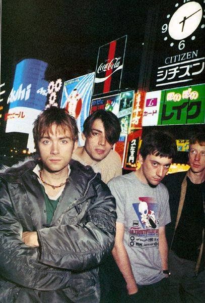 Damon Albarn Fans on Twitter: "Blur ❤️ #DamonAlbarn #AlexJames #GrahamCoxon #DaveRowntree… " Reggaeton, Alex J, Blur Band, Charlie Brown Jr, Graham Coxon, Going Blind, Jamie Hewlett, Band Photography, Damon Albarn