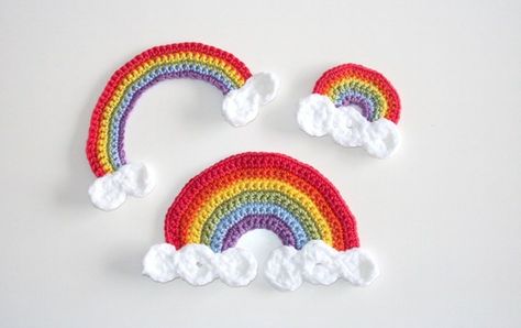 Crochet Hair Pins, Rainbow Crochet Pattern, Cloud Crochet, Crochet Cloud, Crocheted Rainbow, Penanda Buku, Crochet Applique Patterns Free, Crochet Rainbow, Crochet Pattern Free