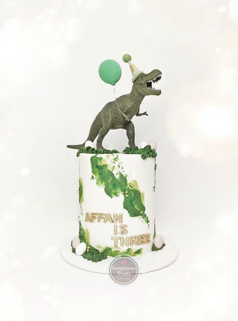 Dinosaur Cake 2 Tier, Three Rex Cake Boy, Simple Dino Cake, Small Dinosaur Cake, 3 Rex Birthday Cake, 3 Rex Cake, Three Rex Birthday Cake, Dinosaur Cake For Boys, Simple Dinosaur Cake