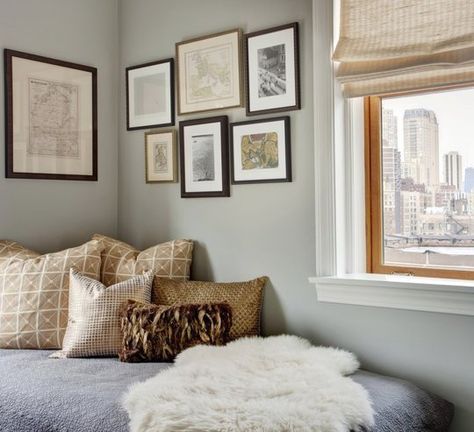 Make It Work: Beds in Corners. Very clever as these pics make the beds look like daybeds/window seats. Bed Against Wall, Guest Room Office Combo, Work Bed, Bedroom Transitional, Bed In Corner, Murphy Bed Ikea, Modern Murphy Beds, Murphy Bed Plans, Transitional Bedroom