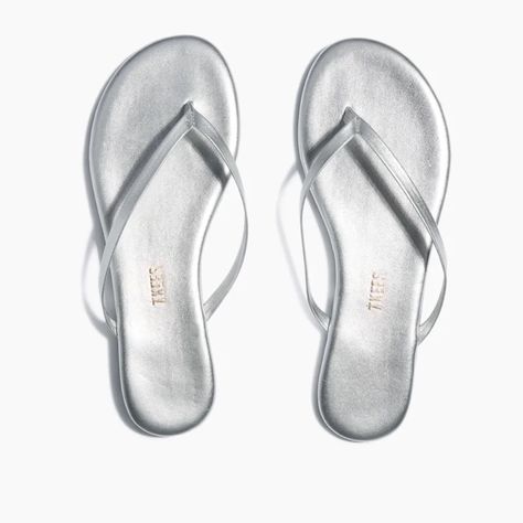 Tkees Mettalic Silver Fairylust Flip Flops Size 5 Just Add Going-Out Plans. A Metallic Take On The Style That Started It All. Handcrafted From Soft Brazilian Leather In A Classic Flip Flop Style. So Throw On And Go All Outwe Added A Cushioned Insole And Rubber Outsole For Extra Comfort. Sizing Tkees Footwear Is Listed In Us Whole Sizes If You Are A Half Size, Please Size Up Details Cowhide Leather Upper Cowhide Insole Rubber Outsole Made In Brazil Tkees Flip Flops, Leather Flip Flops Womens, Pearl Beach, Simple Sandals, Flip Flops Style, Leather Flip Flops, Metallic Sandals, Leather Sandals Women, Steve Madden Shoes