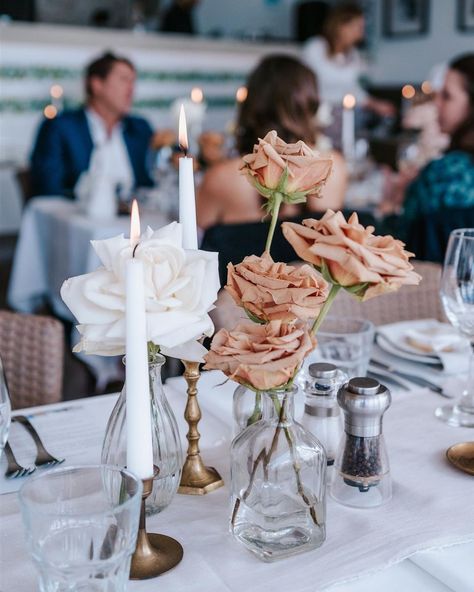 Wedding Table Bud Vases, Bud Vases And Candles, Bud Vase Centerpiece Wedding, Roses And Candles, Single Stem Rose, Budget Friendly Wedding Centerpieces, Bud Vases Wedding, Rose Centerpieces Wedding, Bud Vase Centerpiece