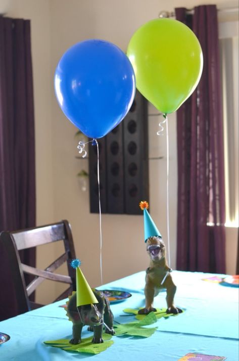 Dinosaur Party Table Setting, Classy Dinosaur Party, 3 Rex Birthday Party Boy Cake, T Rex Party Ideas, Dinosaur Fourth Birthday Party, Fête Jurassic Park, Compleanno A Tema Hot Wheels, Dinosaur Birthday Party Ideas, Festa Jurassic Park