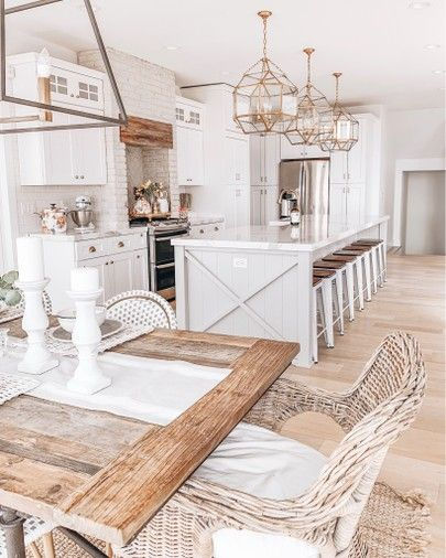 Discover Rustic Farmhouse Varieties –  From reclaimed wood accents to shiplap details, each space brings a unique touch of rustic elegance. Dive into the Variances of Rustic Farmhouse Style, and let the beauty of distressed finishes, classic patterns, and cozy atmospheres inspire your home. 🏡✨ #RusticFarmhouse HomeStyleVarieties VintageCharm FarmhouseLiving TimelessDesign CozyHome HomeInspiration ModernRustic CountryLiving RusticElegance InteriorDesignIdeas Bedroom Inspo Home DIY Dream Farmhouse Interior, Farm Style Houses, White Farmhouse Interior, Pretty House Interior, Cute Kitchen Ideas, Cute Farmhouse Kitchen, Dream House Kitchen, House Design Inspiration, House Exterior Blue