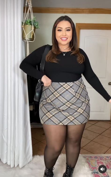 Curvy New Years Eve Outfit, Winter Going Out Outfit Plus Size, New Years Eve Plus Size Outfit Ideas, Sixth Form Outfits Plus Size, New Years Eve Outfits Curvy, Plus Size Stockings Outfits, Black Mini Skirt Outfit Plus Size, Plus Size Plaid Skirt Outfit, Stockings Outfit Plus Size
