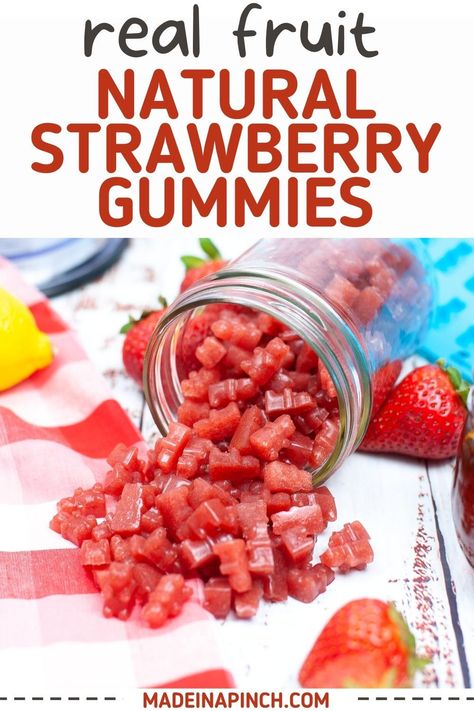 Natural homemade strawberry gummies! Learn how to make healthy strawberry gummy bears from scratch with real fruit juice. These homemade fruit snacks are chewy, delicious and just sweet enough to be addictive treats that kids will love! And parents will love this guilt-free healthy alternative to store-bought fruit snacks! Strawberry Fruit Snacks Homemade, Essen, Fruit Snack Gummies, Natural Fruit Gummies, Homemade Gummy Snacks, Healthy Gummy Candy, Homemade Fruit Snacks With Frozen Fruit, Homemade Healthy Fruit Snacks, Make Your Own Gummy Bears