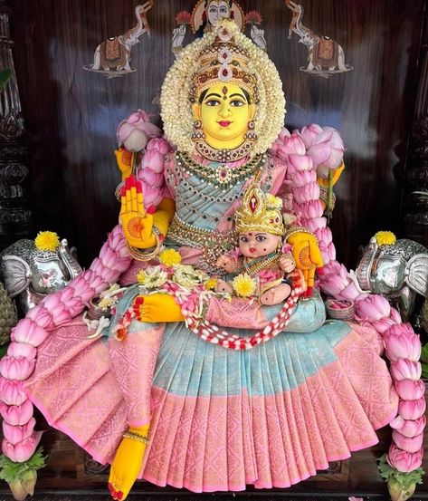 Varamahalakshmi Decoration Ideas, Varalakshmi Pooja Decoration, Varalaxmi Pooja Decoration Ideas, Hindu Statues Goddesses, Lakshmi Pooja, Varalakshmi Pooja, Chudidhar Neck Designs, Fruit Costumes, Pooja Decoration