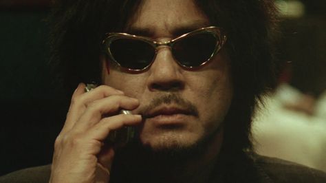 oldboy (miu miu much?) Oldboy 2003, Park Chan Wook, Boys Sunglasses, Movies For Boys, Best Cinematography, Film Images, Movie Shots, The Big Lebowski, Old Boy