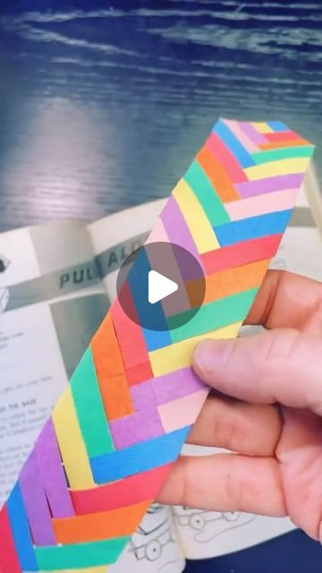 Bookmark Craft Preschool, Paper Products To Sell For Kids, Diy Bookmarks Tutorials, Best Bookmark Ideas, Fun Creative Activities For Kids, How To Make Paper Bookmarks, Book Mark Crafts For Kids, Teachers Day Art And Craft, How To Make A Little Book