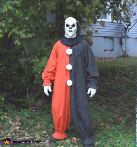 Scooby Halloween Costumes, Killer Clown Costume, Scooby Halloween, Clown Photos, Clown Halloween Costumes, Killer Clown, Clown Horror, Horror Costume, Haunted House Props