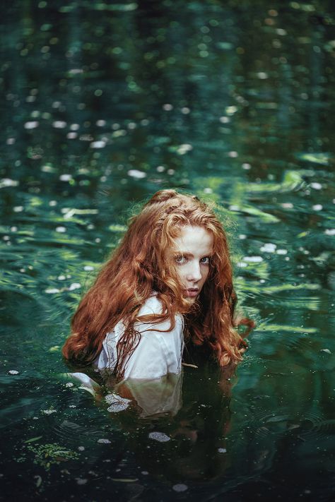 Underwater Photography, Arte Occulta, Water Shoot, Photography People, Kunst Inspiration, Fantasy Photography, Ideas Photography, Foto Inspiration, Portrait Inspiration